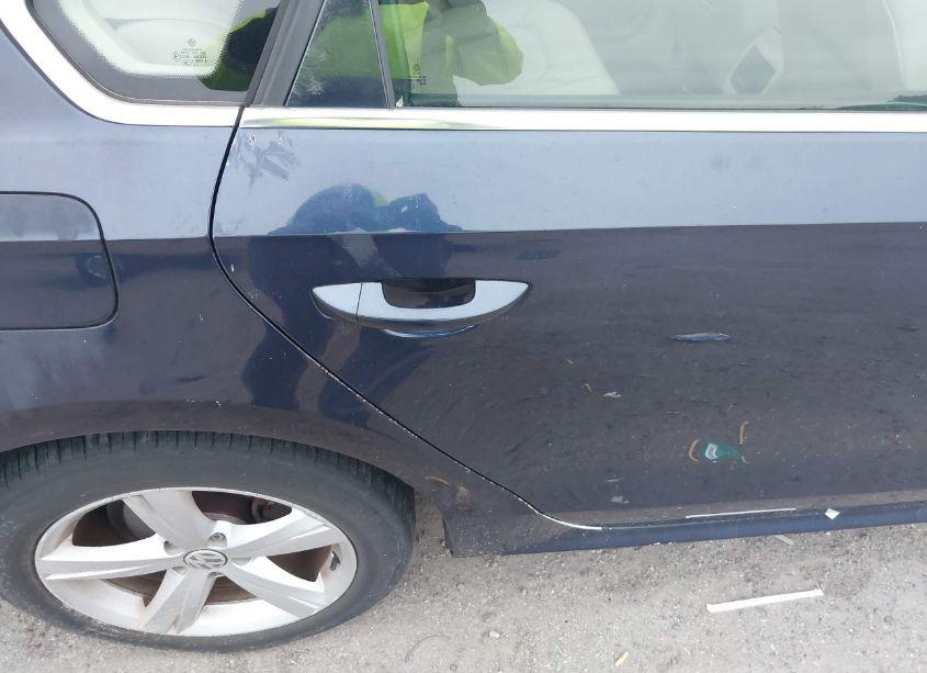 Photo 6 of 2013 Volkswagen Passat 2.5L SE (VIN 1VWBP7A38DC077951)