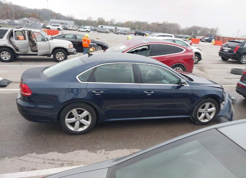 Photo 14 of 2013 Volkswagen Passat 2.5L SE (VIN 1VWBP7A38DC096290)