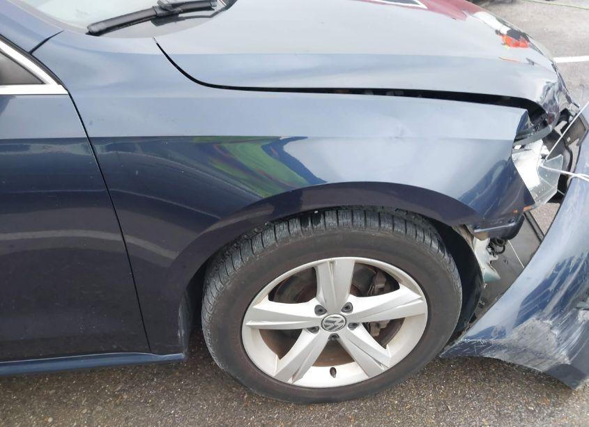 Photo 18 of 2013 Volkswagen Passat 2.5L SE (VIN 1VWBP7A38DC096290)