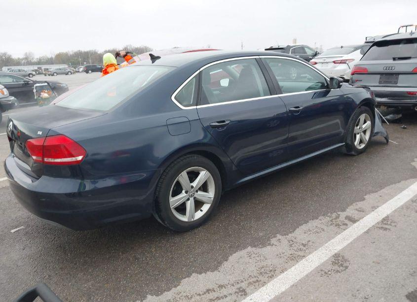 Photo 4 of 2013 Volkswagen Passat 2.5L SE (VIN 1VWBP7A38DC096290)