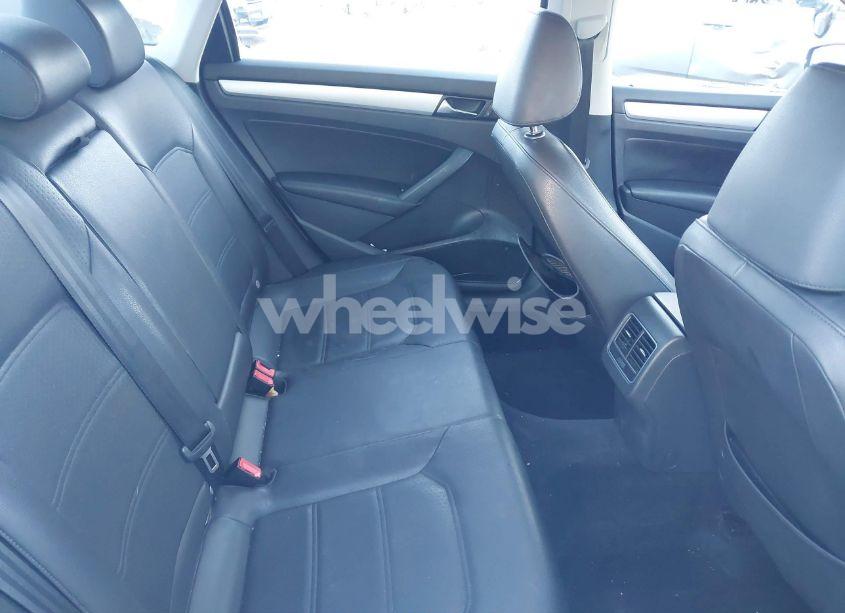 Photo 8 of 2013 Volkswagen Passat 2.5L SE (VIN 1VWBP7A38DC123620)