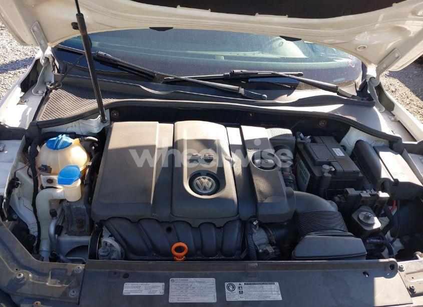 Photo 6 of 2013 Volkswagen Passat 2.5L SE (VIN 1VWBP7A38DC129451)