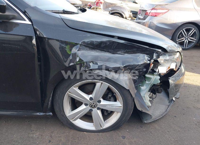Photo 12 of 2012 Volkswagen Passat 2.5L SE (VIN 1VWBP7A39CC018793)