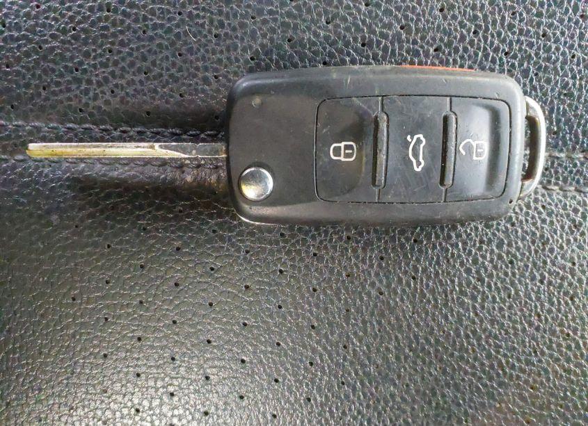 Photo 11 of 2012 Volkswagen Passat 2.5L SE (VIN 1VWBP7A39CC021757)