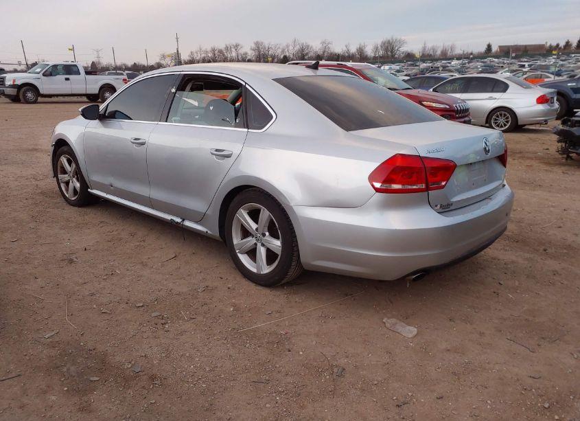 Photo 3 of 2012 Volkswagen Passat 2.5L SE (VIN 1VWBP7A39CC021757)