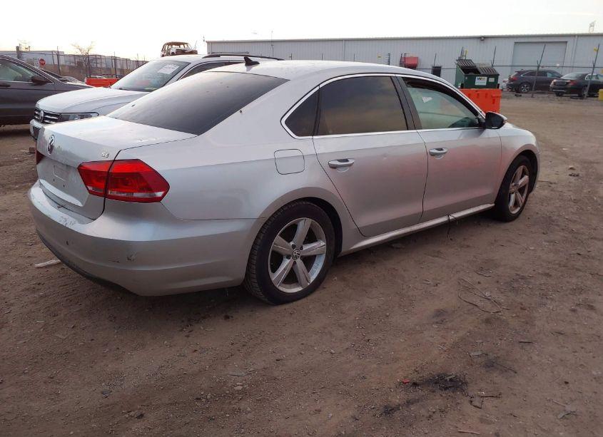 Photo 4 of 2012 Volkswagen Passat 2.5L SE (VIN 1VWBP7A39CC021757)
