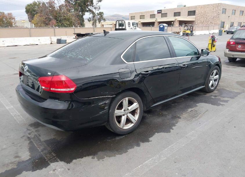 Photo 4 of 2012 Volkswagen Passat 2.5L SE (VIN 1VWBP7A39CC025730)