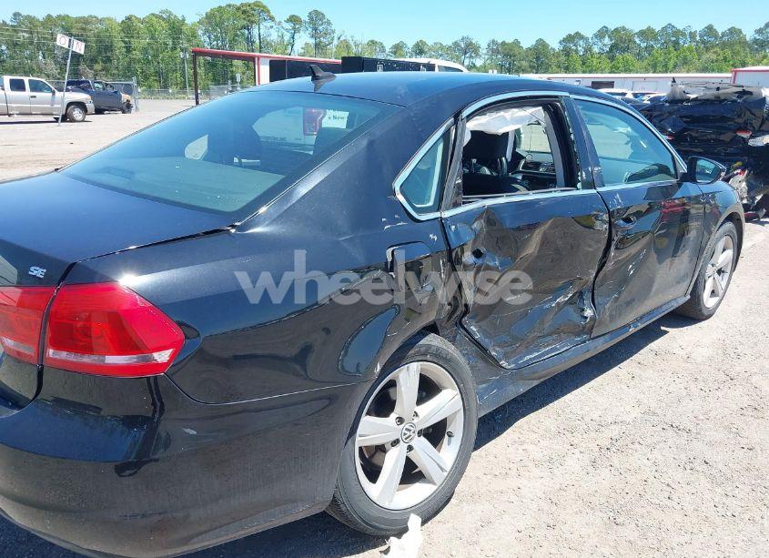 Photo 12 of 2012 Volkswagen Passat 2.5L SE (VIN 1VWBP7A39CC070425)