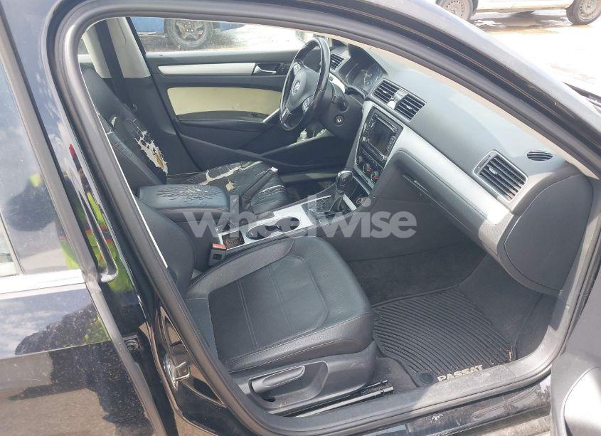 Photo 5 of 2013 Volkswagen Passat 2.5L SE (VIN 1VWBP7A39DC016026)