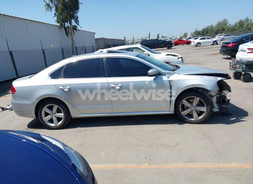 Photo 14 of 2013 Volkswagen Passat 2.5L SE (VIN 1VWBP7A39DC026166)