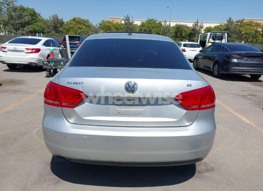 Photo 17 of 2013 Volkswagen Passat 2.5L SE (VIN 1VWBP7A39DC026166)