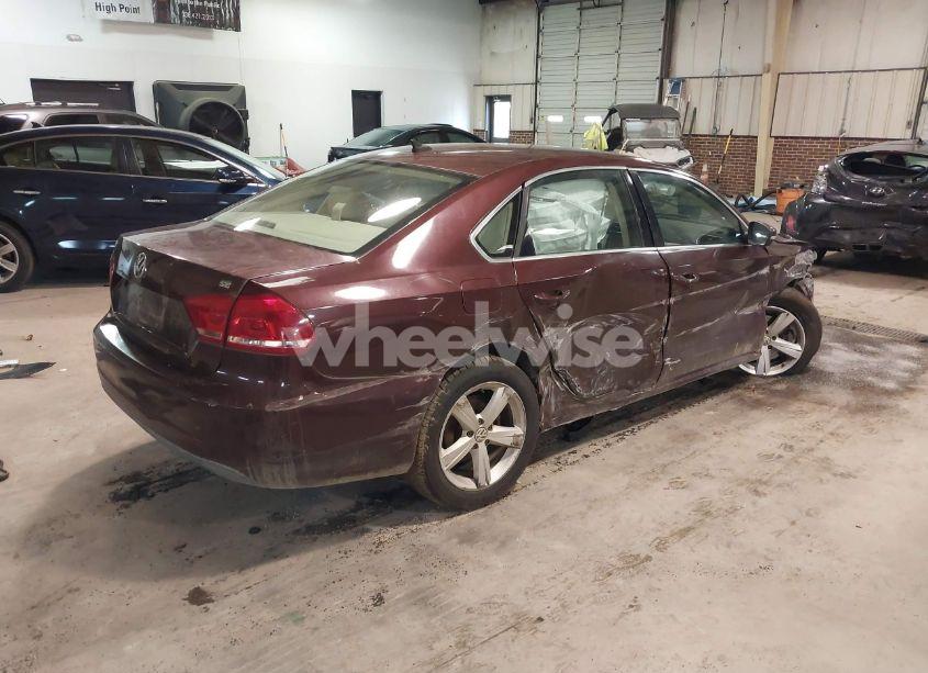 Photo 4 of 2013 Volkswagen Passat 2.5L SE (VIN 1VWBP7A39DC075108)