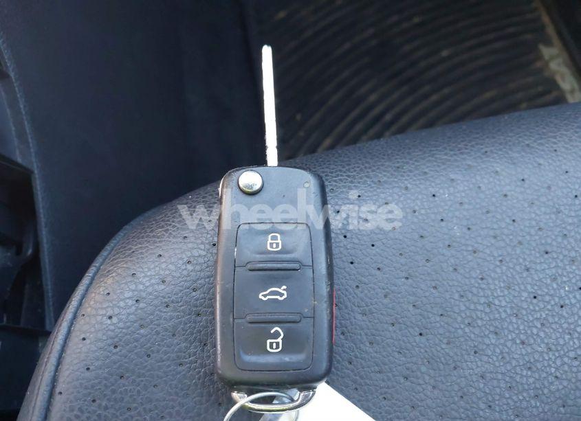 Photo 11 of 2013 Volkswagen Passat 2.5L SE (VIN 1VWBP7A39DC148493)