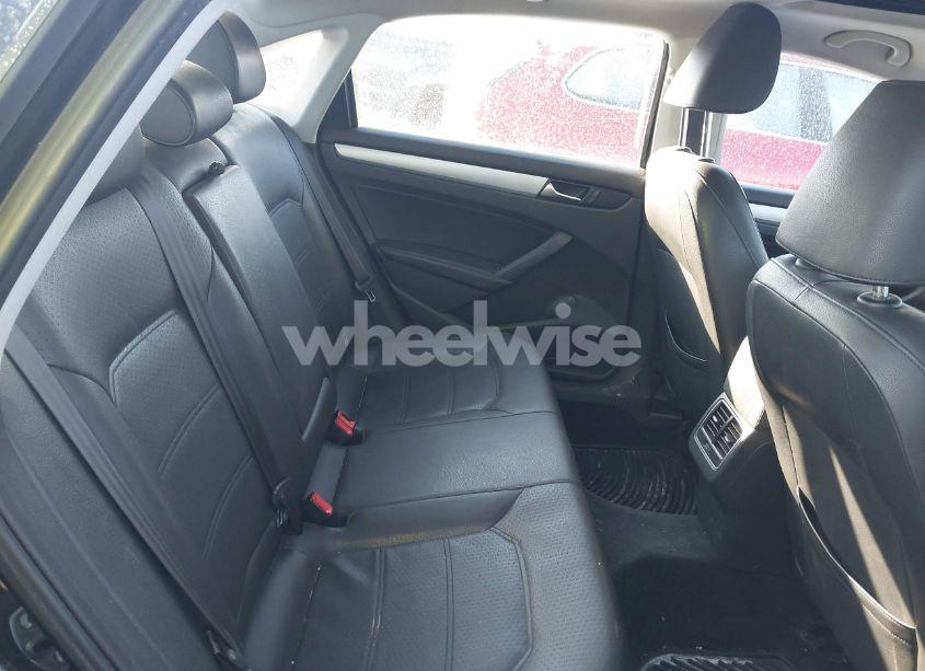 Photo 8 of 2013 Volkswagen Passat 2.5L SE (VIN 1VWBP7A39DC148493)