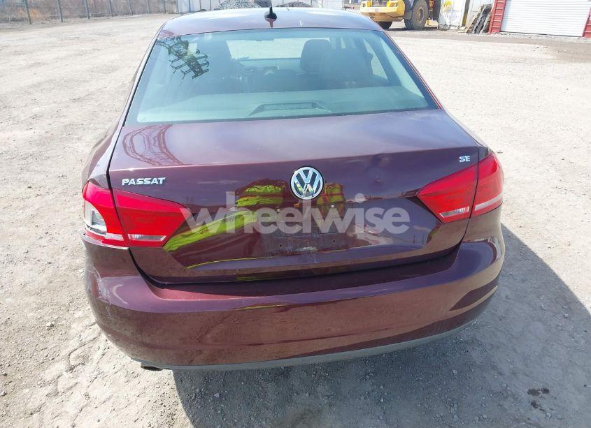 Photo 16 of 2012 Volkswagen Passat 2.5L SE (VIN 1VWBP7A3XCC054072)