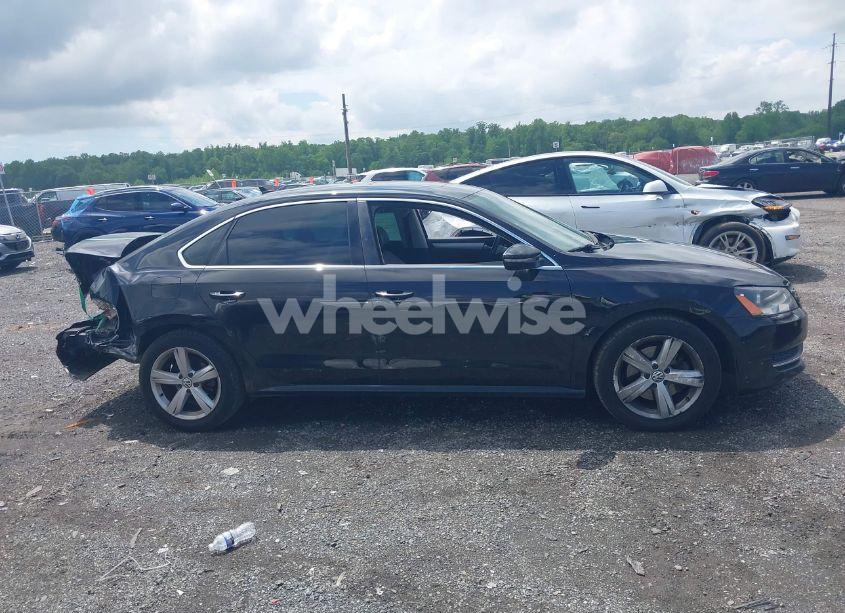 Photo 13 of 2012 Volkswagen Passat 2.5L SE (VIN 1VWBP7A3XCC070451)