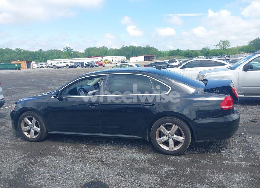 Photo 14 of 2012 Volkswagen Passat 2.5L SE (VIN 1VWBP7A3XCC070451)