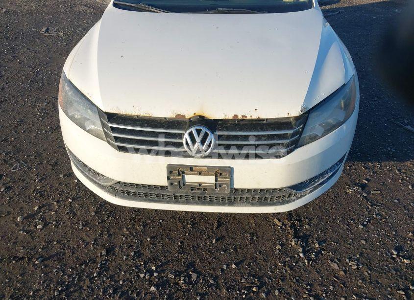 Photo 12 of 2012 Volkswagen Passat 2.5L SE (VIN 1VWBP7A3XCC077531)