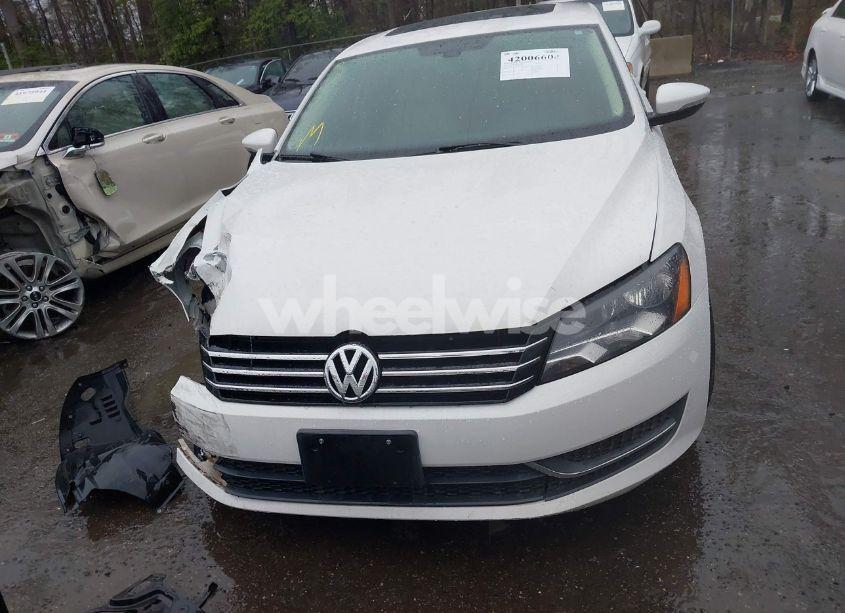 Photo 12 of 2012 Volkswagen Passat 2.5L SE (VIN 1VWBP7A3XCC097665)