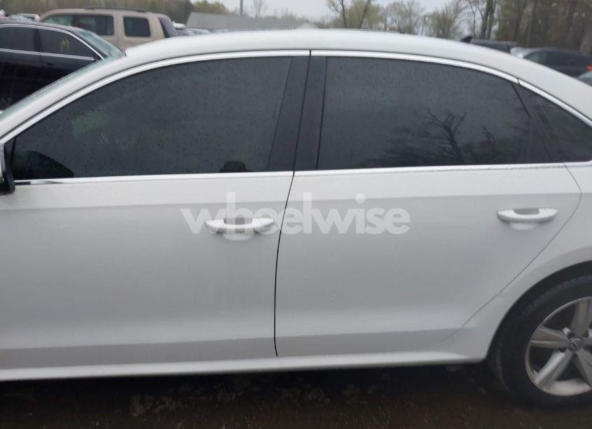 Photo 14 of 2012 Volkswagen Passat 2.5L SE (VIN 1VWBP7A3XCC097665)