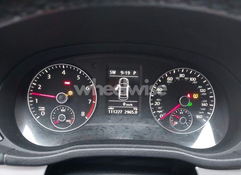 Photo 7 of 2012 Volkswagen Passat 2.5L SE (VIN 1VWBP7A3XCC097665)