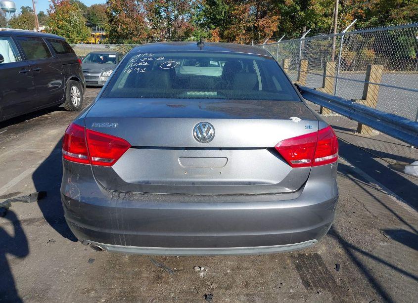 Photo 16 of 2013 Volkswagen Passat 2.5L SE (VIN 1VWBP7A3XDC011692)