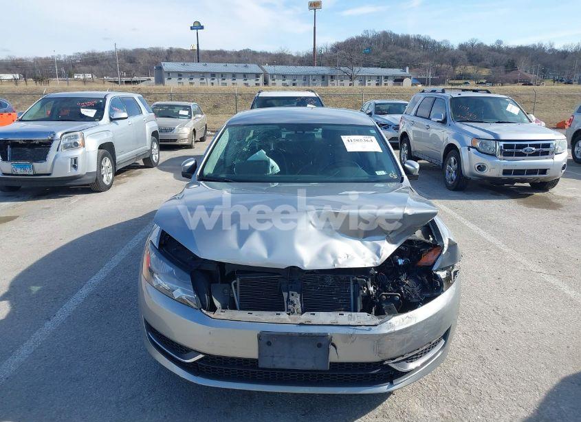 Photo 6 of 2013 Volkswagen Passat 2.5L SE (VIN 1VWBP7A3XDC049293)