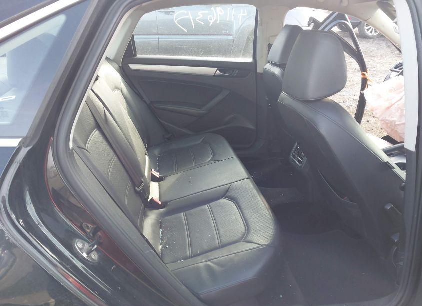 Photo 8 of 2013 Volkswagen Passat 2.5L SE (VIN 1VWBP7A3XDC051934)