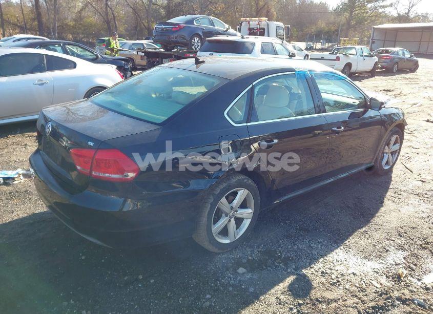 Photo 4 of 2013 Volkswagen Passat 2.5L SE (VIN 1VWBP7A3XDC094329)