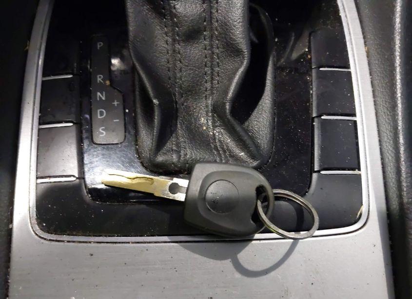 Photo 11 of 2013 Volkswagen Passat 2.5L SE (VIN 1VWBP7A3XDC120234)