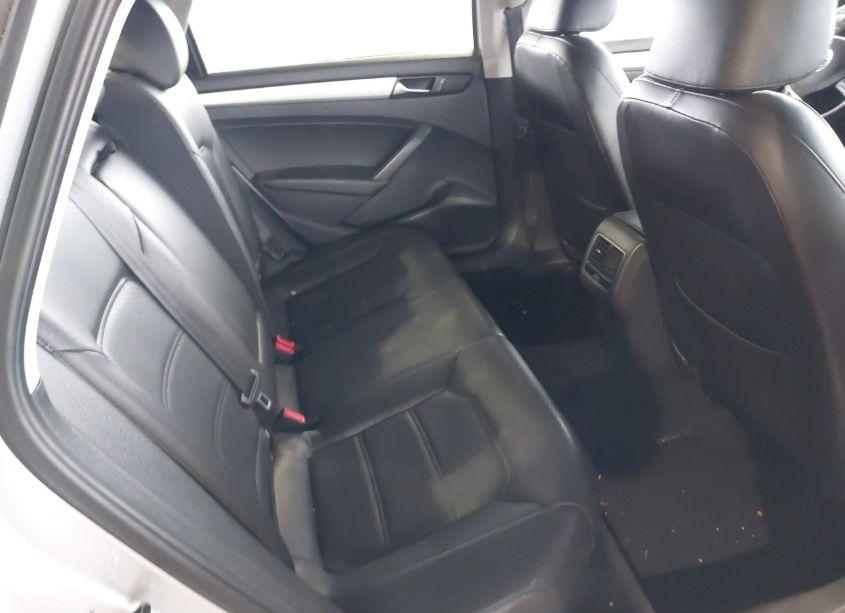 Photo 8 of 2013 Volkswagen Passat 2.5L SE (VIN 1VWBP7A3XDC120234)