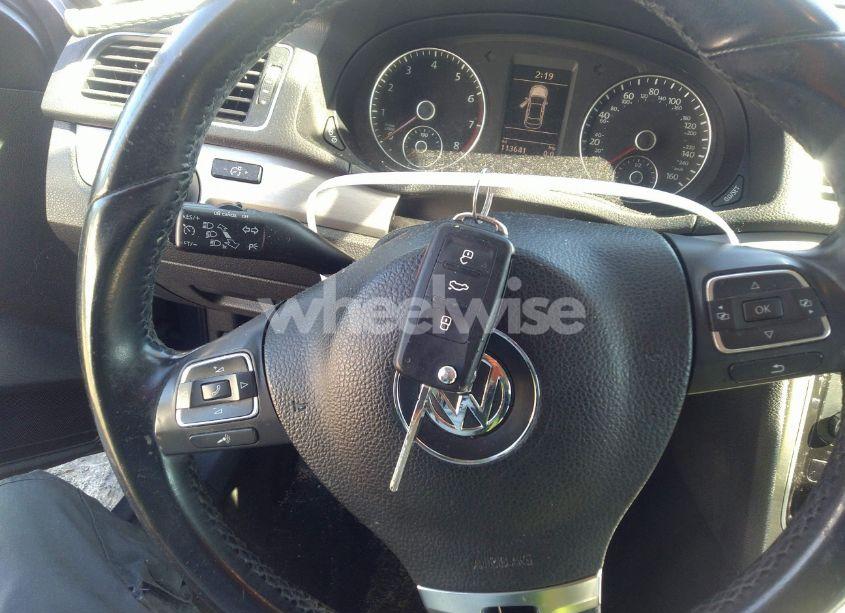 Photo 11 of 2014 Volkswagen Passat 1.8T SE (VIN 1VWBS7A30EC039064)