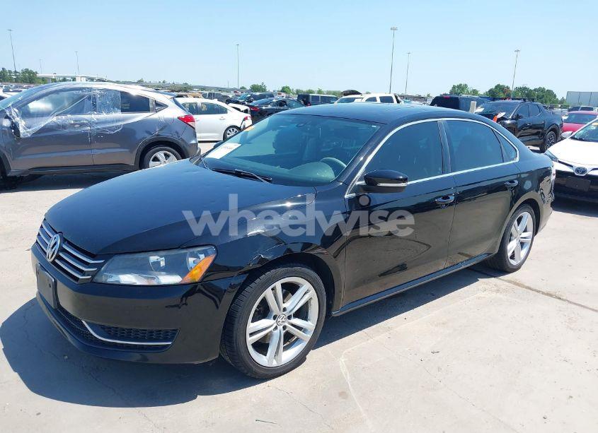 Photo 2 of 2014 Volkswagen Passat 1.8T SE (VIN 1VWBS7A30EC109291)