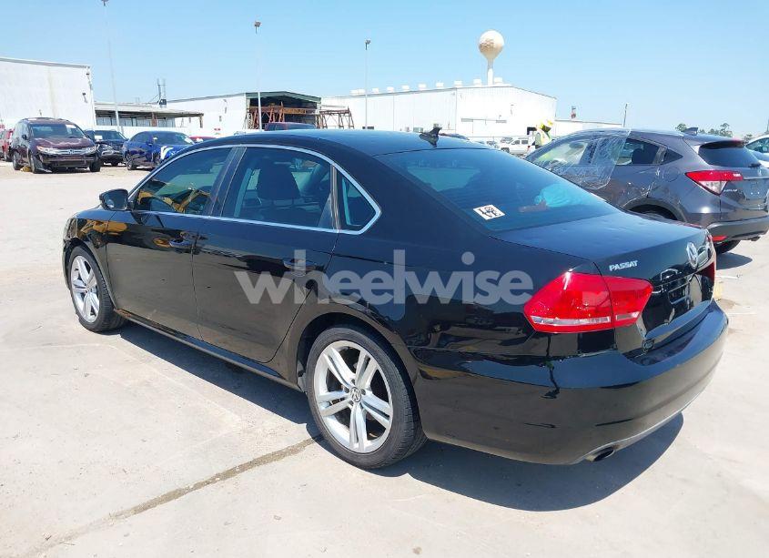 Photo 3 of 2014 Volkswagen Passat 1.8T SE (VIN 1VWBS7A30EC109291)