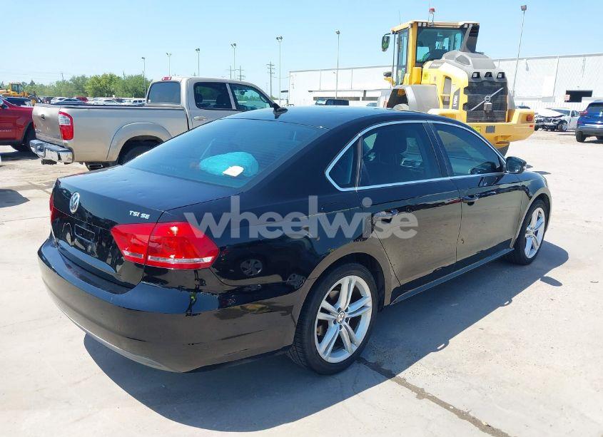Photo 4 of 2014 Volkswagen Passat 1.8T SE (VIN 1VWBS7A30EC109291)