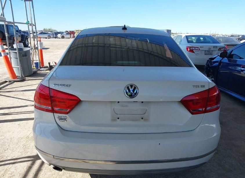 Photo 16 of 2015 Volkswagen Passat 1.8T SE (VIN 1VWBS7A30FC023643)