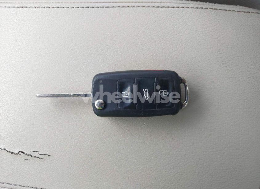 Photo 11 of 2016 Volkswagen Passat 1.8T SE (VIN 1VWBS7A30GC045739)