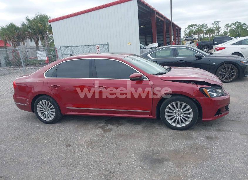 Photo 13 of 2016 Volkswagen Passat 1.8T SE (VIN 1VWBS7A30GC045739)