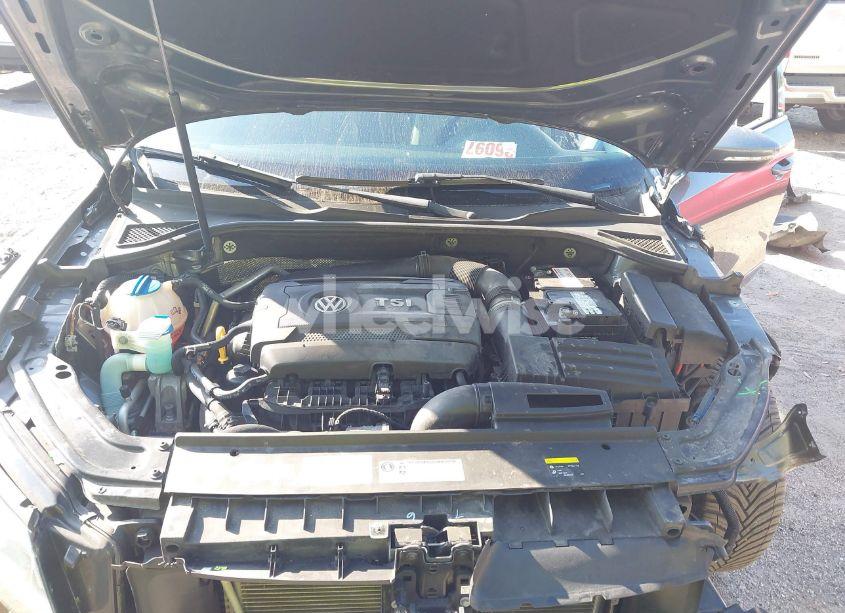 Photo 10 of 2016 Volkswagen Passat 1.8T SE (VIN 1VWBS7A30GC048804)