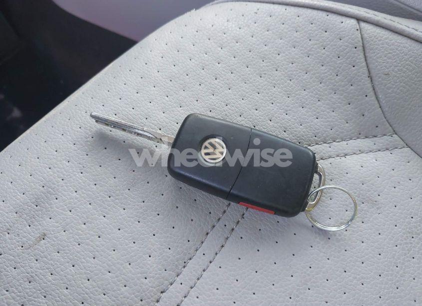 Photo 11 of 2016 Volkswagen Passat 1.8T SE (VIN 1VWBS7A30GC048804)