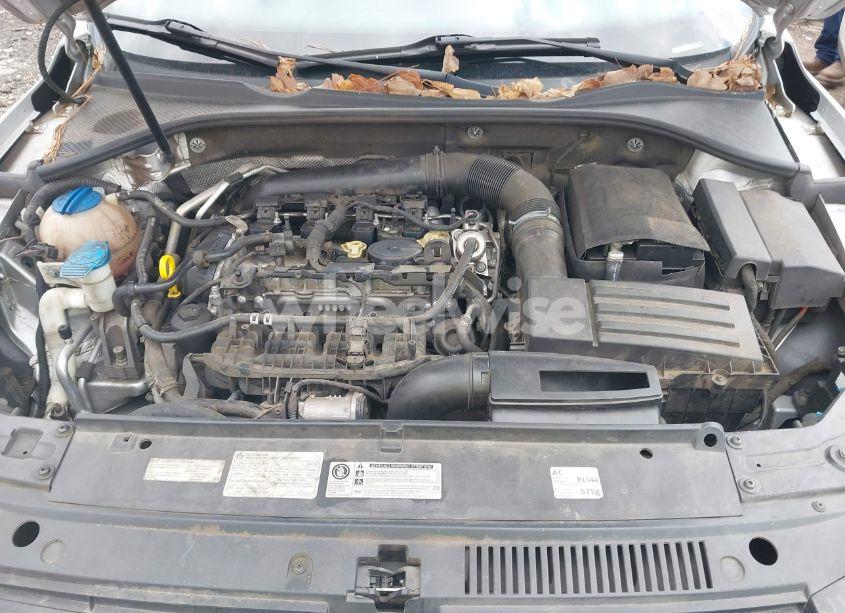 Photo 10 of 2014 Volkswagen Passat 1.8T SE (VIN 1VWBS7A31EC061154)