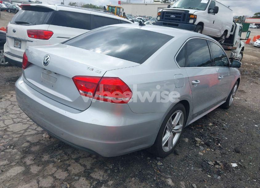 Photo 4 of 2014 Volkswagen Passat 1.8T SE (VIN 1VWBS7A31EC061154)