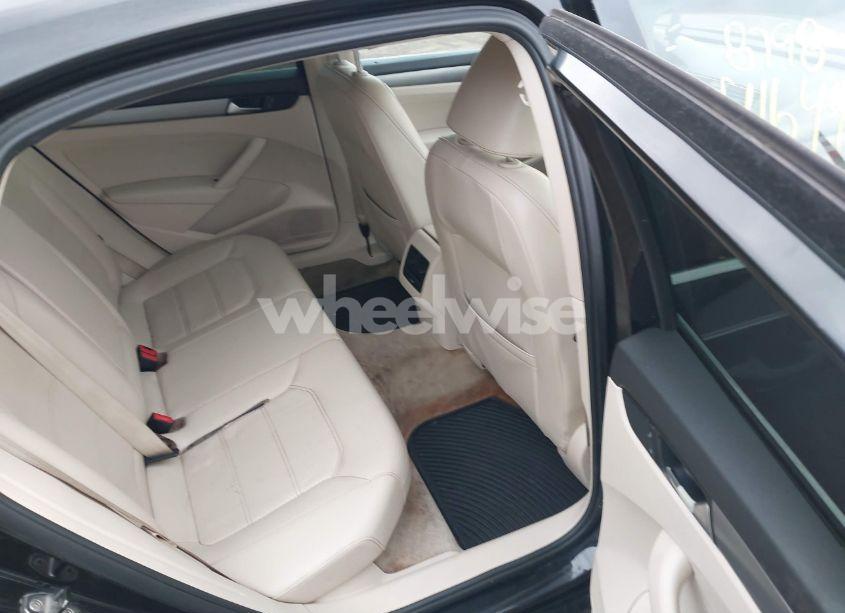 Photo 8 of 2014 Volkswagen Passat 1.8T SE (VIN 1VWBS7A31EC078875)