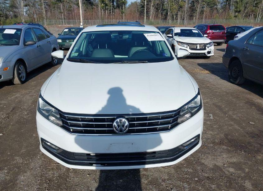 Photo 13 of 2016 Volkswagen Passat 1.8T SE (VIN 1VWBS7A31GC016170)