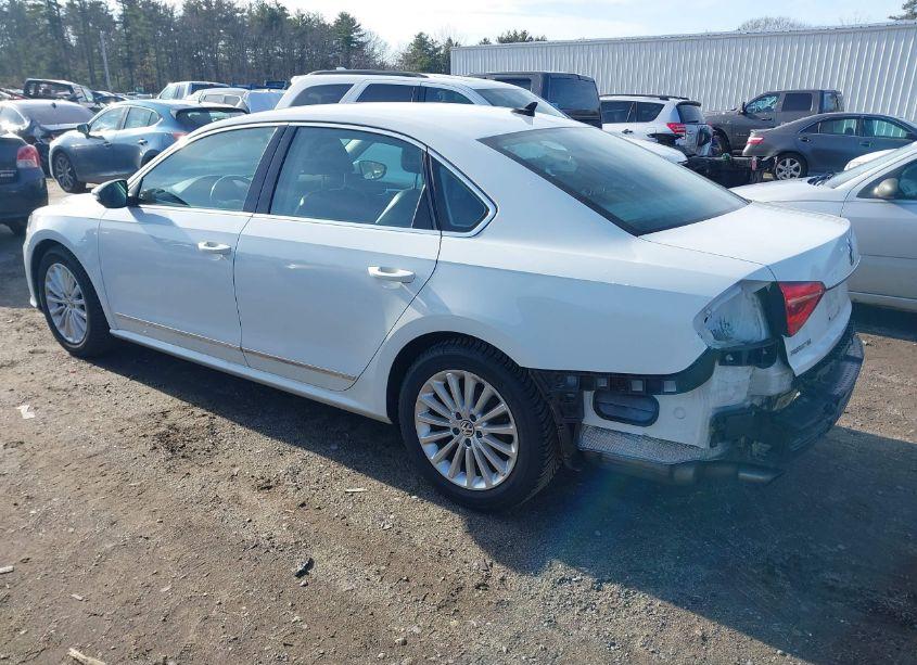 Photo 3 of 2016 Volkswagen Passat 1.8T SE (VIN 1VWBS7A31GC016170)