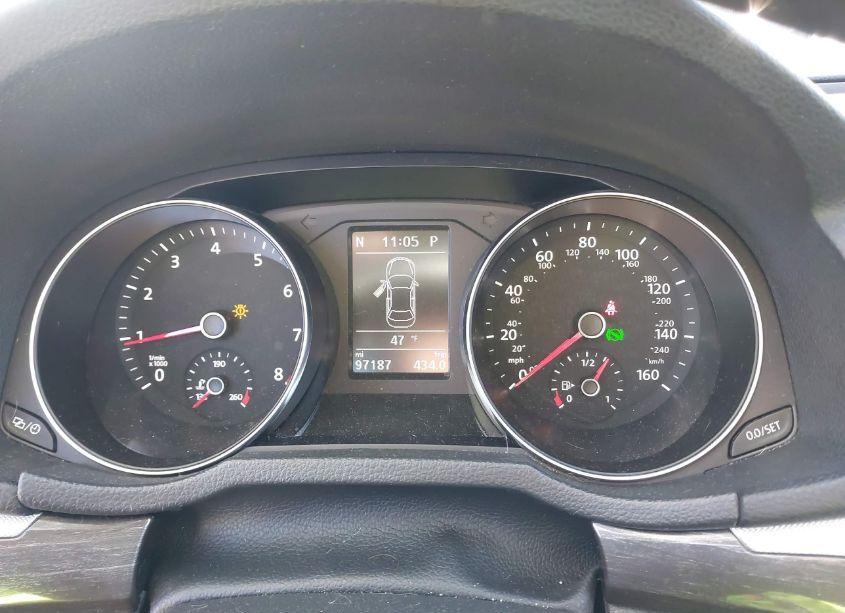 Photo 7 of 2016 Volkswagen Passat 1.8T SE (VIN 1VWBS7A31GC016170)