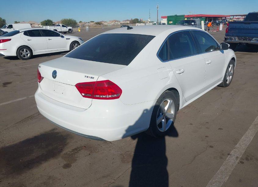 Photo 4 of 2014 Volkswagen Passat 1.8T SE (VIN 1VWBS7A32EC038207)