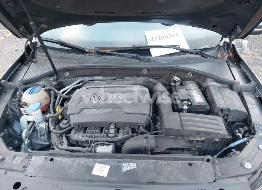 Photo 10 of 2014 Volkswagen Passat SE (VIN 1VWBS7A32EC057808)