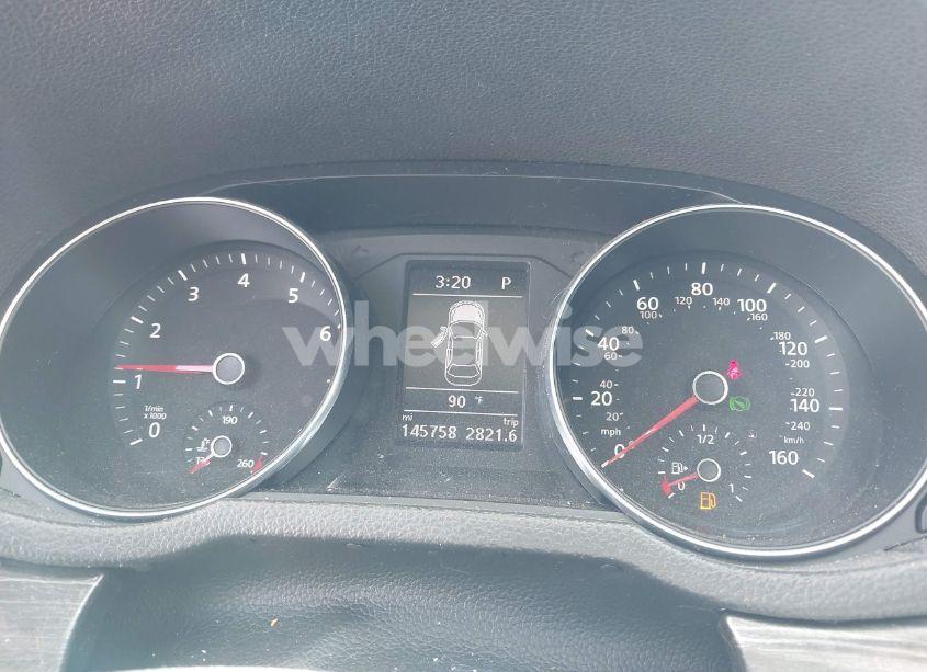 Photo 7 of 2016 Volkswagen Passat 1.8T SE (VIN 1VWBS7A32GC024701)