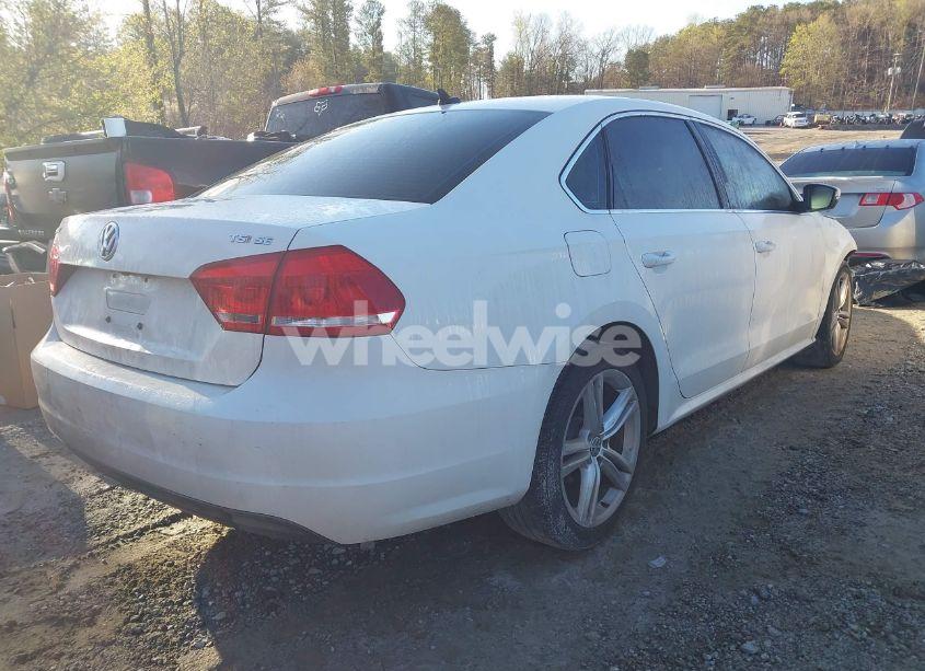 Photo 4 of 2014 Volkswagen Passat 1.8T SE (VIN 1VWBS7A33EC066257)